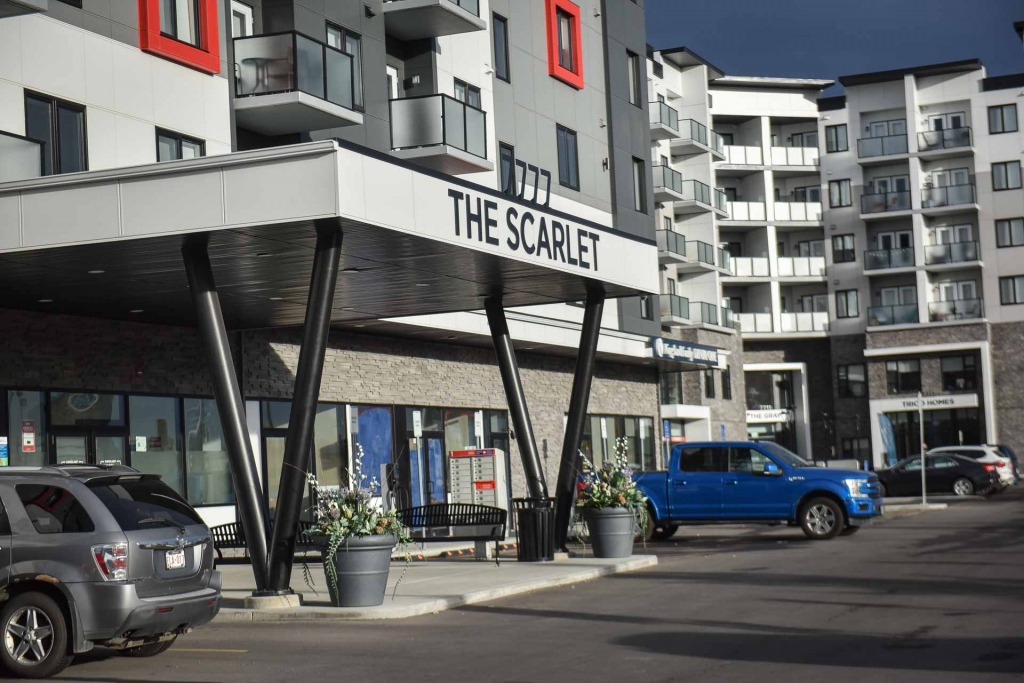 The Scarlet Building | Kingsland Family Dental Centre | SW Calgary | General Dentist